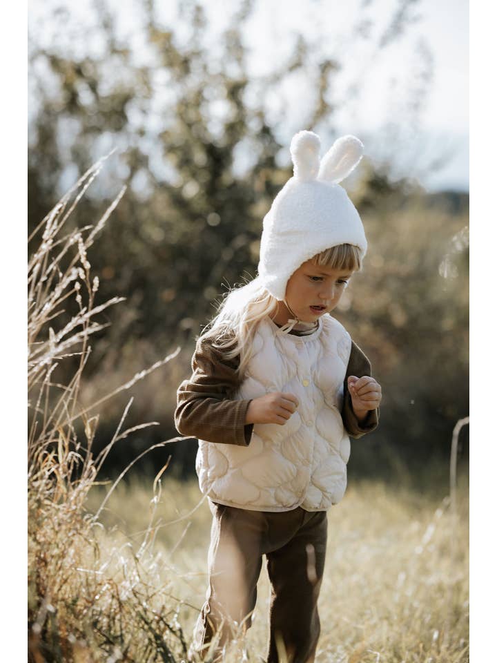 Annie & Charles - Vendita all'ingrosso Gilè imbottito - Bambini - Gilet trapuntato leggero Annie & Charles® con imbottitura in piuma9