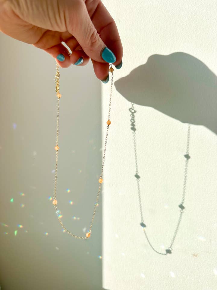 Collier avec pierres de naissance segmentées | Horoscope | Zodiaque pour la vente par Elise Marie DeSigns