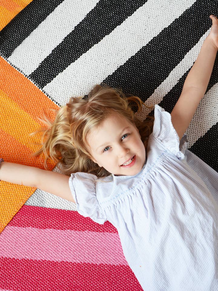 TAPPETO ÅRE NERO/BIANCO 70x300 cm per la vendita all'ingrosso da parte di Sofie Sjöström Design