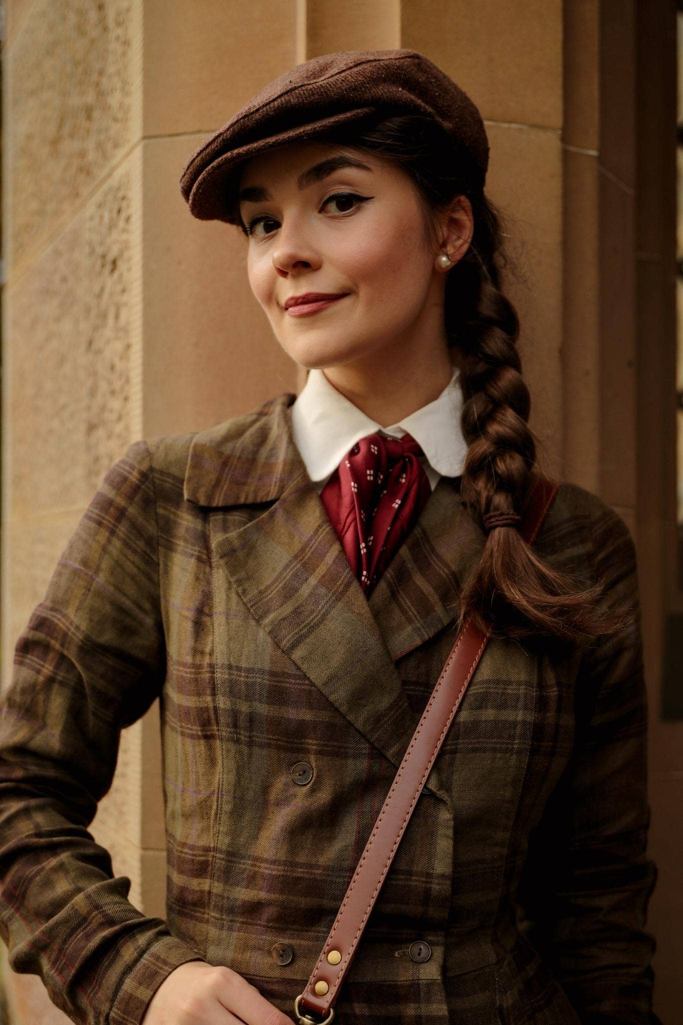 Son de Flor - Venta al por mayor Vestido - Mujer - Enola – Vestido Midi de Lino a Medida con Cuello con Muesca11