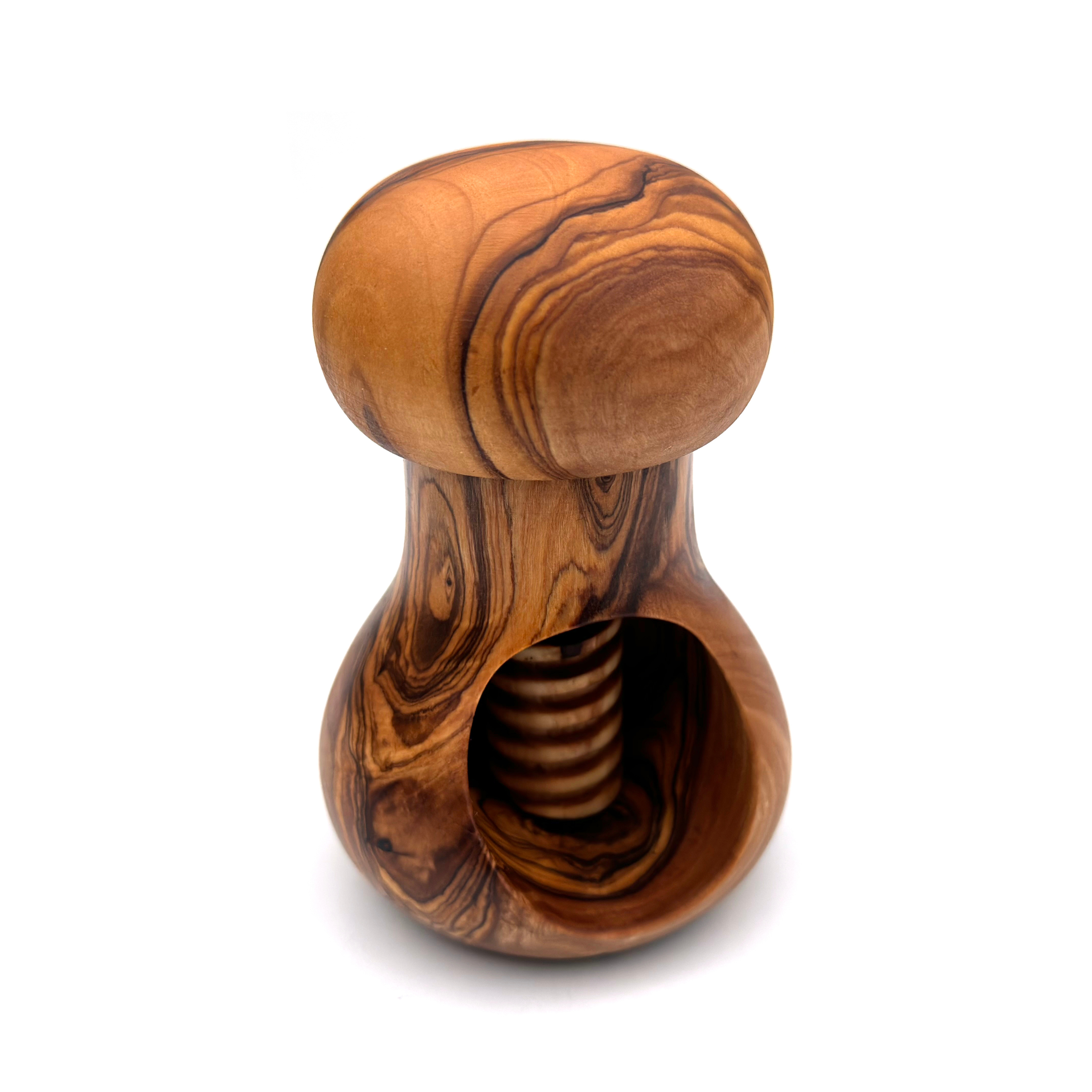 medina mood – wholesale Kitchen tool/gadget – Nutcracker nut screw made of olive wood1