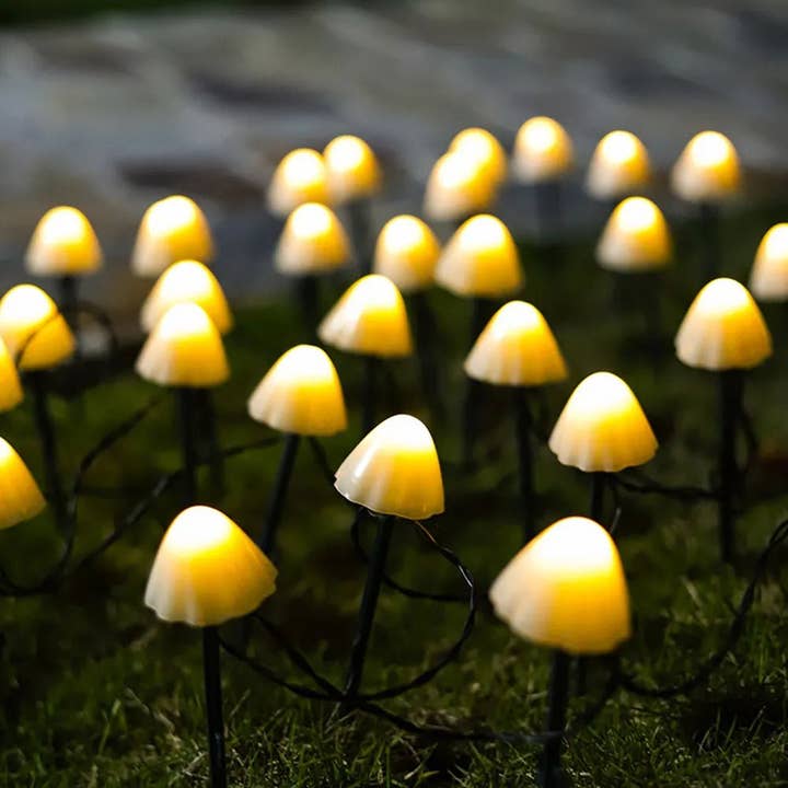 BRECK + FOX - Wholesale Outdoor/Lawn Light - Solar Mushroom Garden Lights