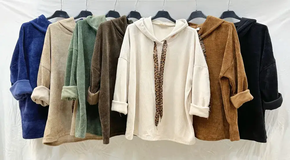 Mimi & Gogo – Großhandel Sweatshirt – Damen – Velourpullover mit Leoparden-Kordelzug7