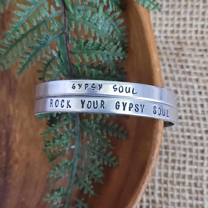 Jangles by Jan - Vente Bracelet manchette - Poignets gitans estampés à la main5