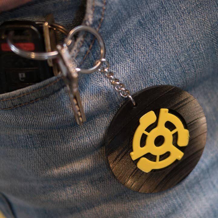 Vinylux - Wholesale Keychain - Unisex - Vinyl Record Keychains w/ 45RPM Adapter (Varied Colors)