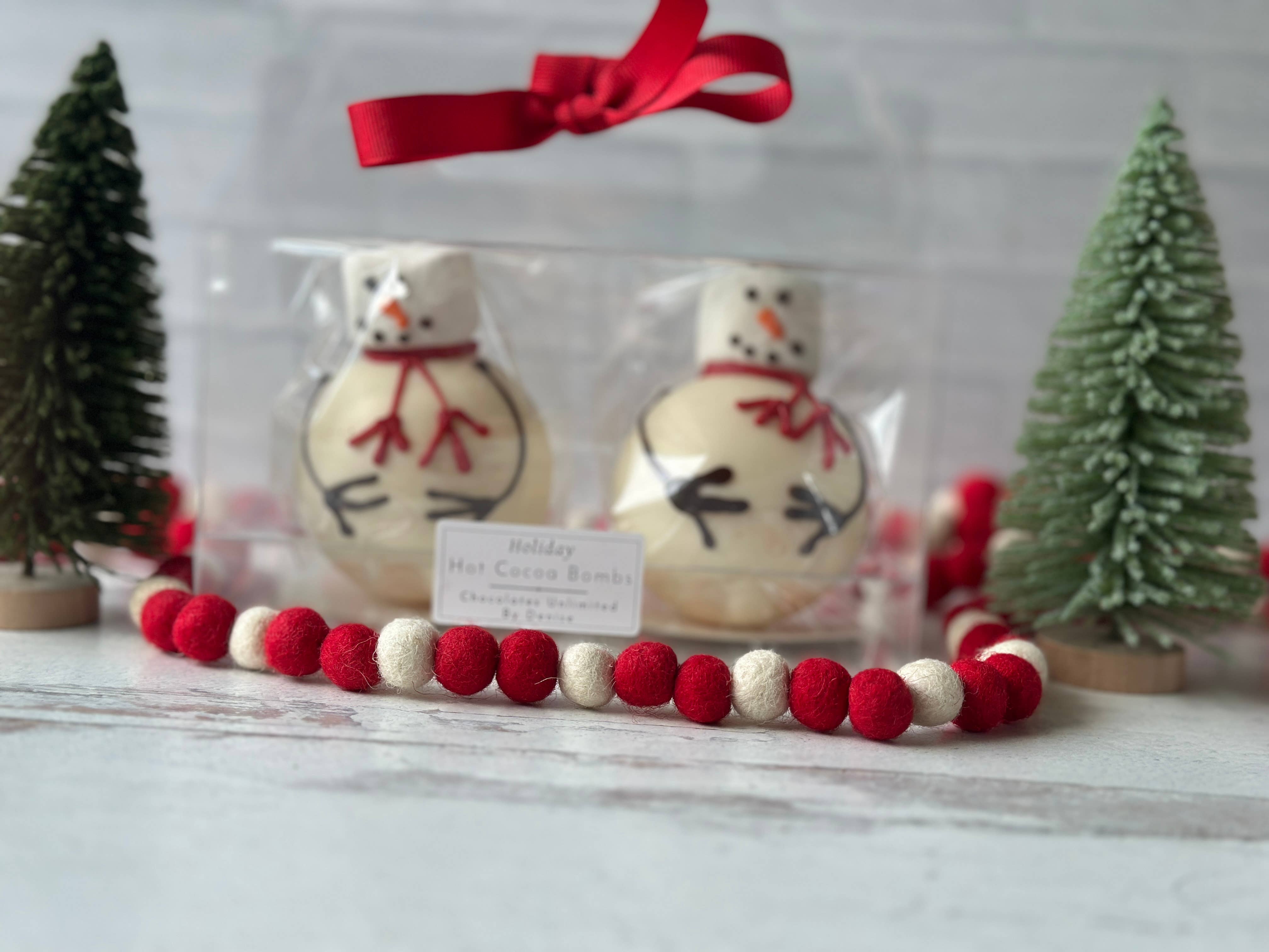 Chocolates Unlimited by Denise - Wholesale Hot Cocoa Mix/Kit - Snowmen Hot Chocolate Bombs 8