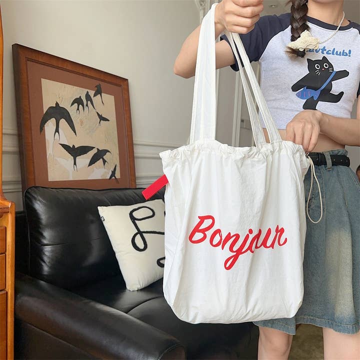 NINEXIS - Wholesale Tote Bag - Women's - CWAB3903_LETTERING PRINT DRAWSTRING SHOULDER BAG