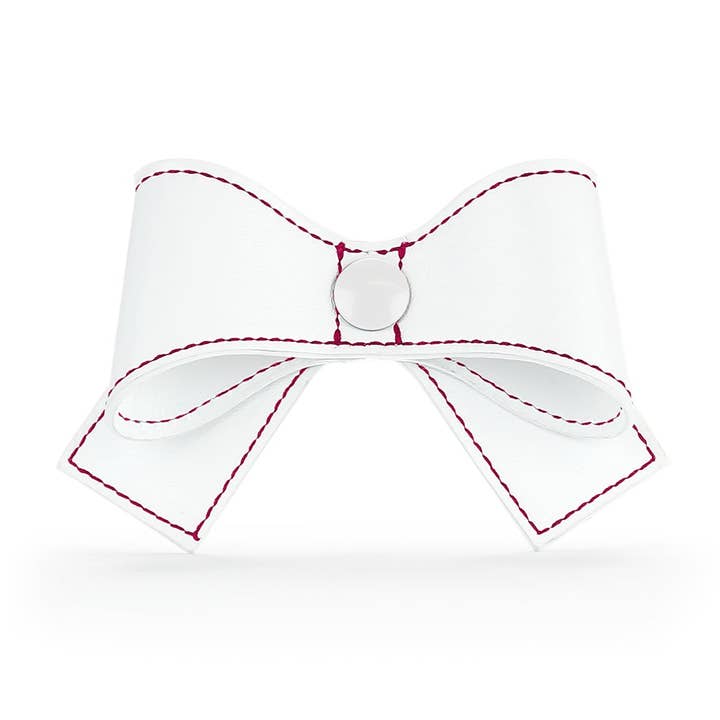 Hvid Snap-On Bue - Hindbær Stitch for engroshandel hos BB TAYLOR