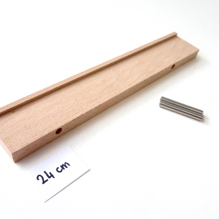 AIRE – wholesale Wall-mounted shelf – Wooden frame for Pegboard and book display4