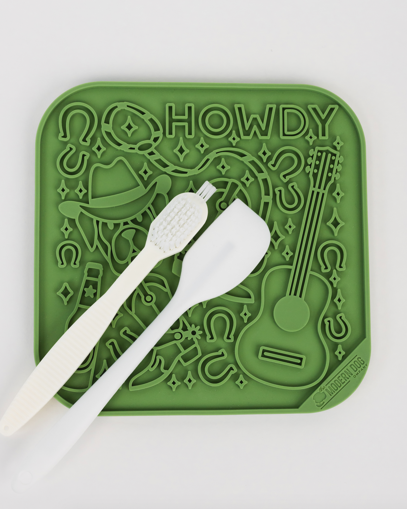 The Modern Dog Company - Wholesale Pet Food Mat - Dog - Howdy Lick Mat2