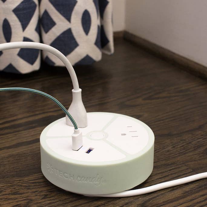 Tech Candy - Wholesale Charging Dock - POWER HOUSE OUTLET + USB CHARGING STATION : NAVY