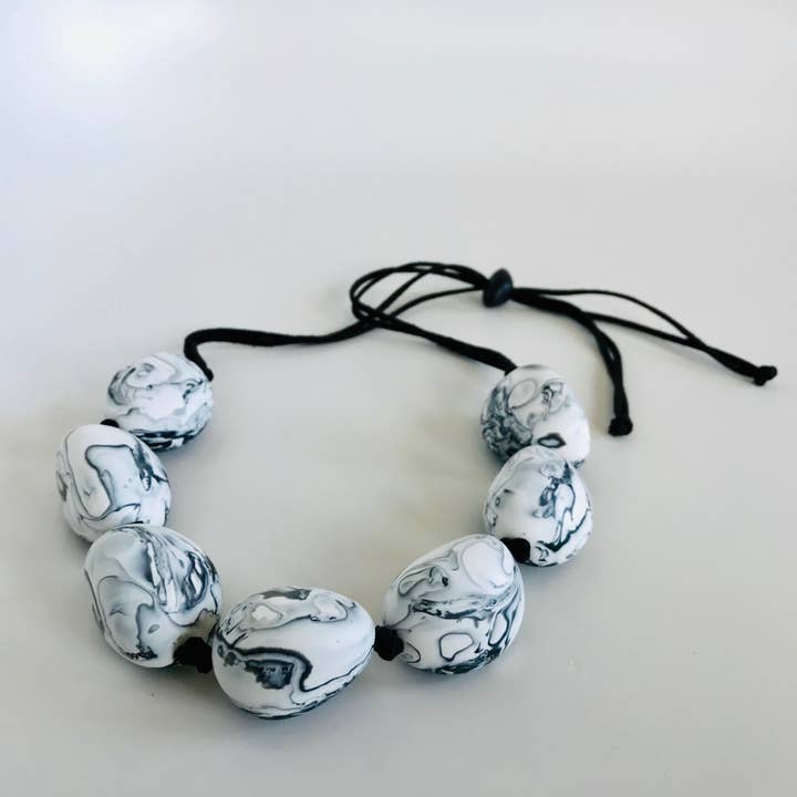 Eco-hars handgegoten Tagua Pods Atl Statement Ketting voor wholesale door Belart Fair Trade