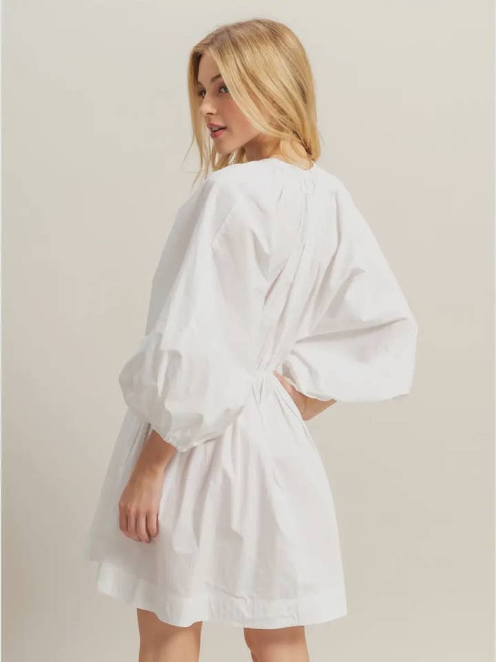 V-ringad poplin miniklänning för wholesale av Italy's Kloset