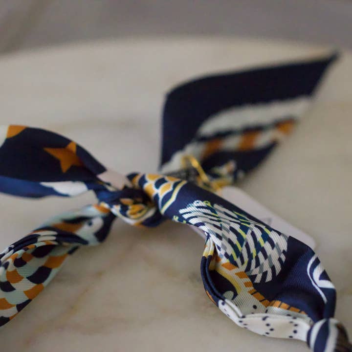 Deep South Originals Inc. - Vendita all'ingrosso Sciarpa - Donna - Collana con Sciarpa Cuore di Mezzanotte2