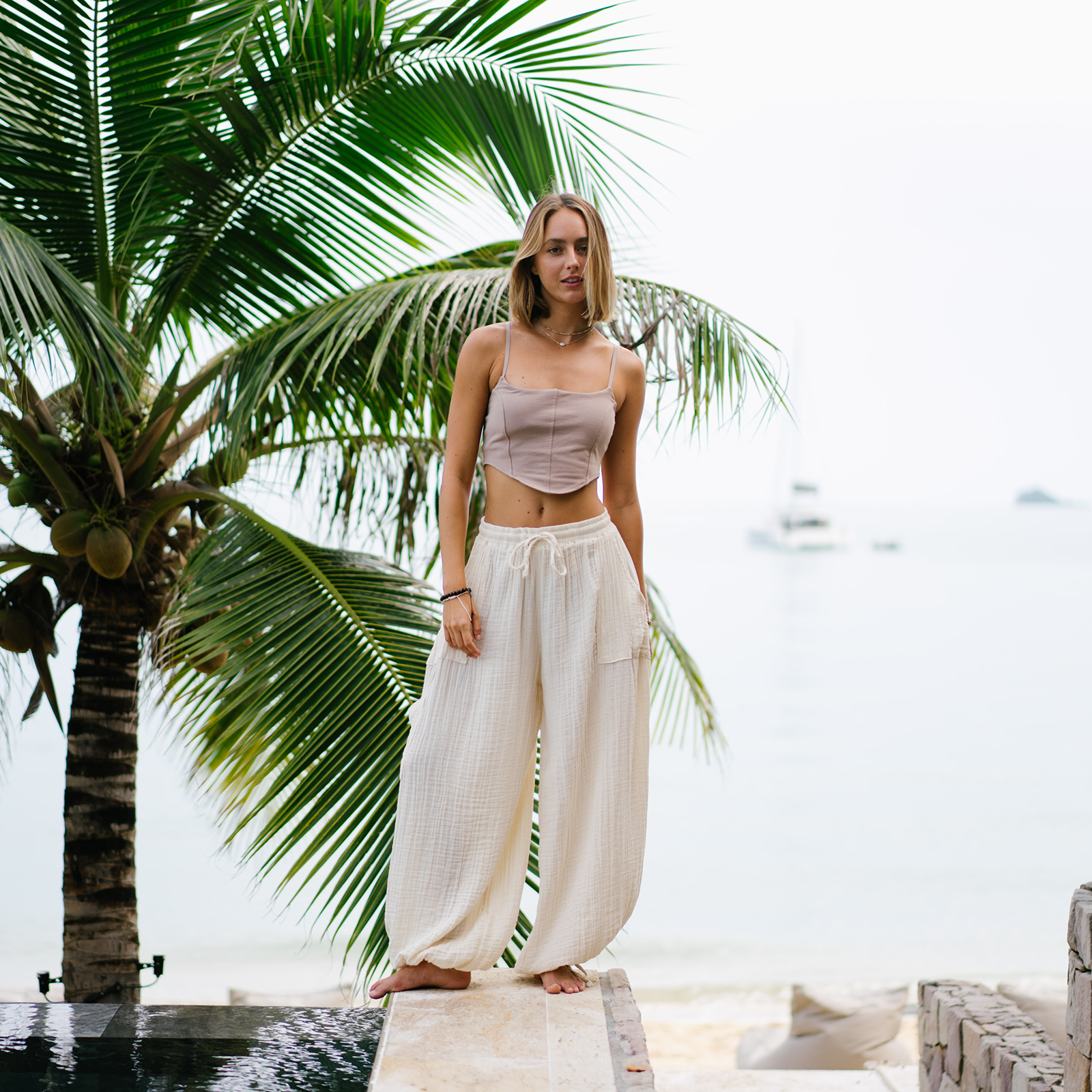 Lotus and Luna - Vendita all'ingrosso Pantalone - Donna - Pantaloni Cargo Cream Adventure1