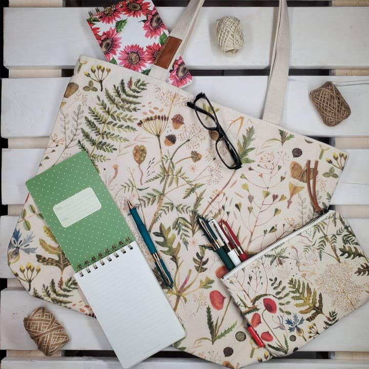 BV by Bruno Visconti - Wholesale Pouch - Women's - Pouch - Greens and Flowers