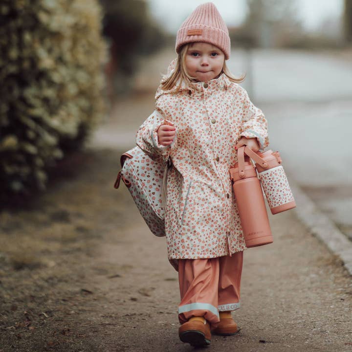 GRECH & CO. - Wholesale Water Bottle - Sip + Chug 2 in 1 Thermo Water Bottle 24 oz. | Lille Cottage Club7