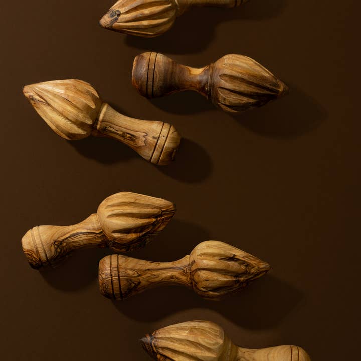 GHARYAN Stoneware & Olive Wood Tableware | USA - Wholesale Juicer - Natural Olive Wood Lemon Squeezer