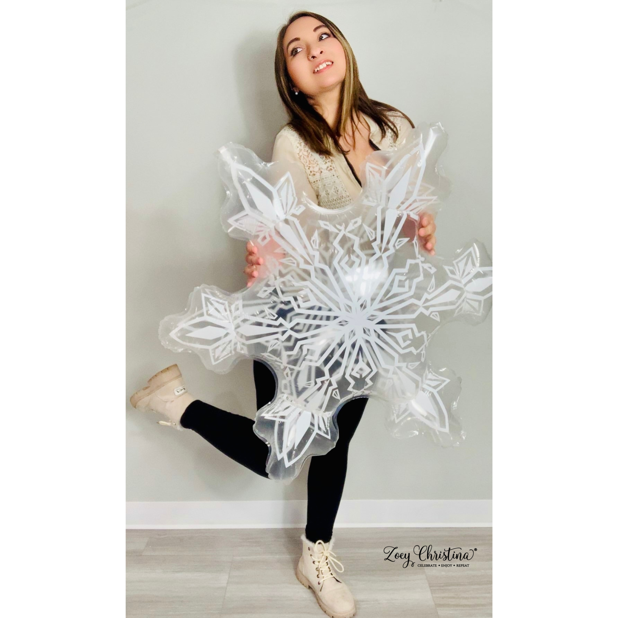 Zoey Christina - Wholesale Balloon - Snowflake Foil Balloon – White, Blue, & Pink Winter 5