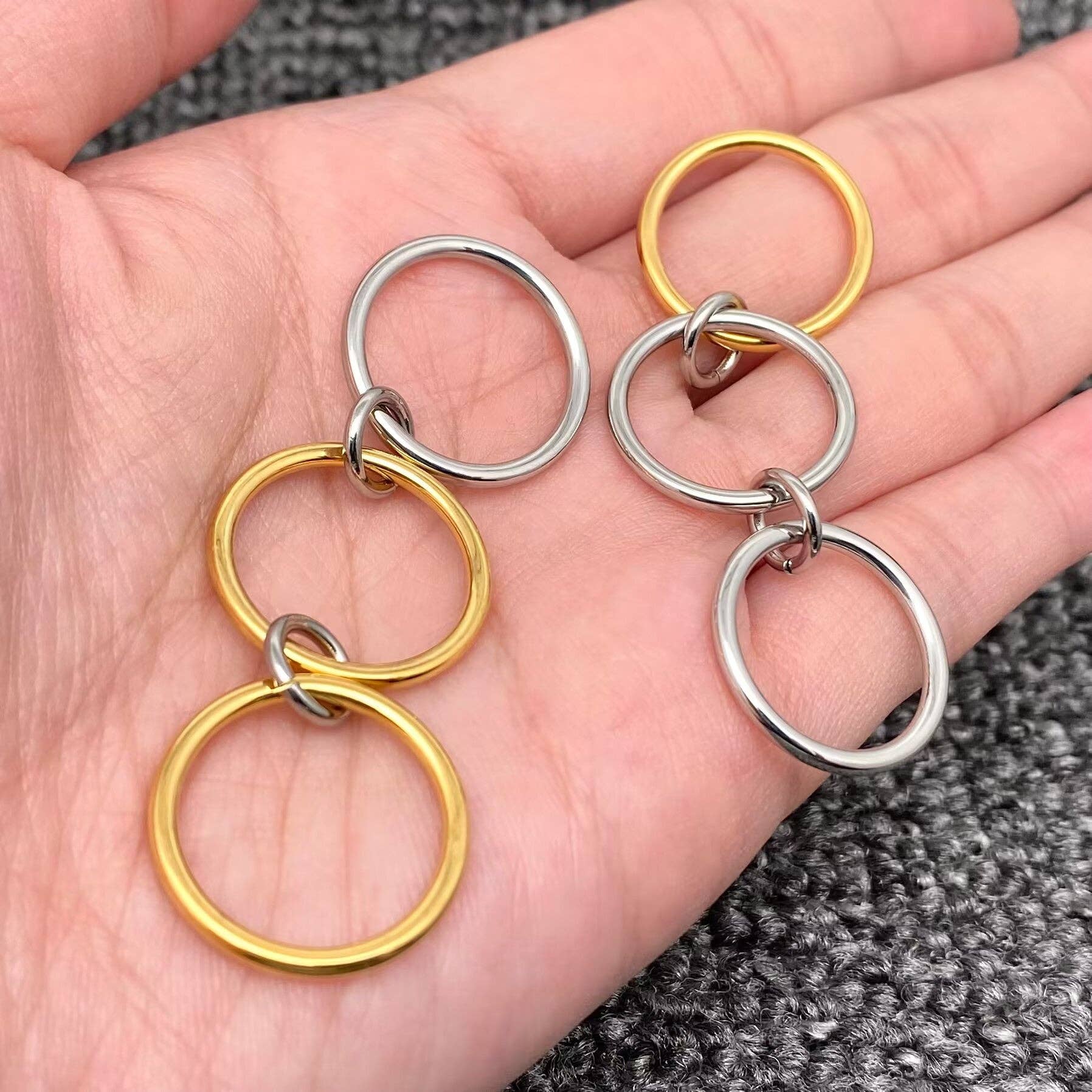 Mio Queena - Wholesale Cocktail/Statement Ring - Two Tone 3 Ring Linked Together |18K Gold Plated S.Steel-FGS2