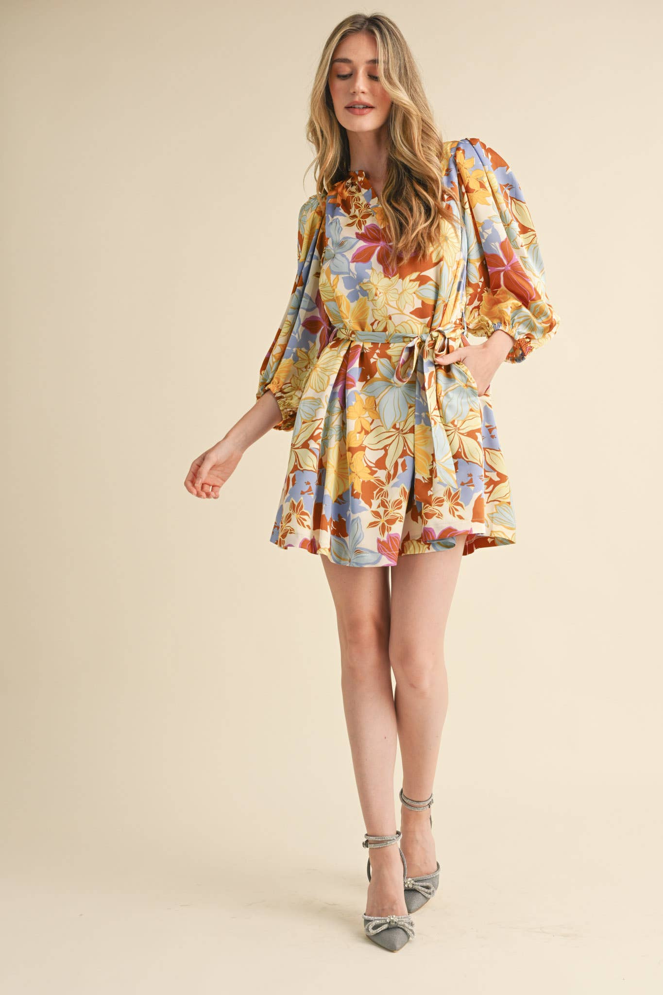 &MERCI - Wholesale Dress - Women's - EXCLUSIVE PRINT PUFF SLEEVE TYING WAIST MINI DRESS MDR335311