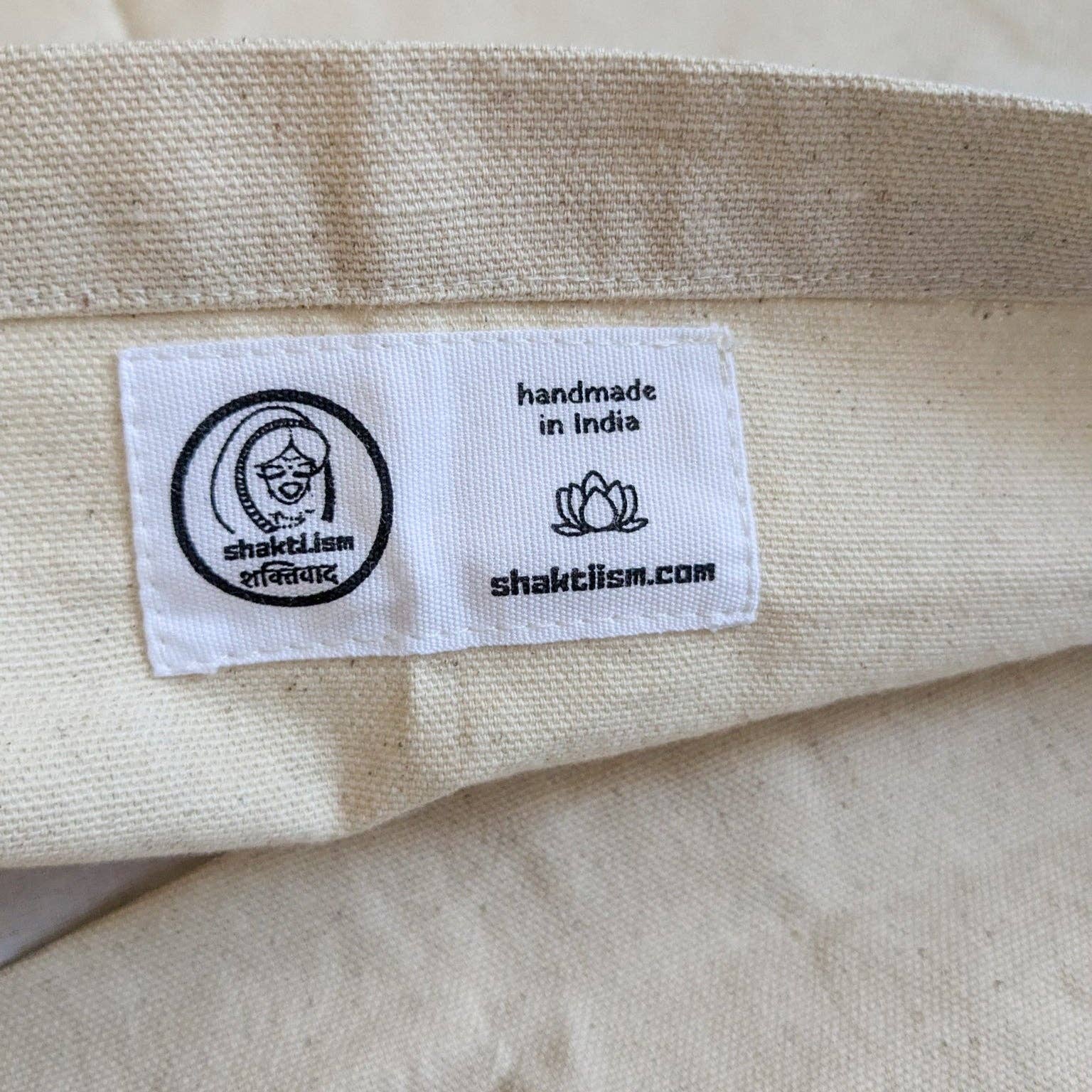 Shakti.ism – wholesale Throw pillow cover – Handmade Patchwork Sari Cushion Cover10