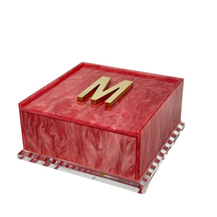 Boîte à serviettes de cocktail Monogramme (A-L) pour la vente par Southern Tribute