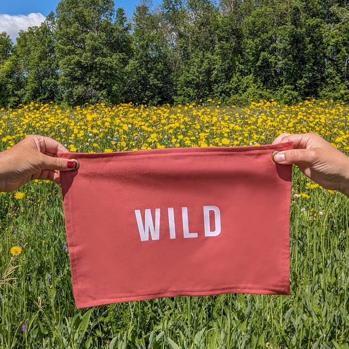 Bandiera WILD per la vendita all'ingrosso da parte di Cabin Design Co