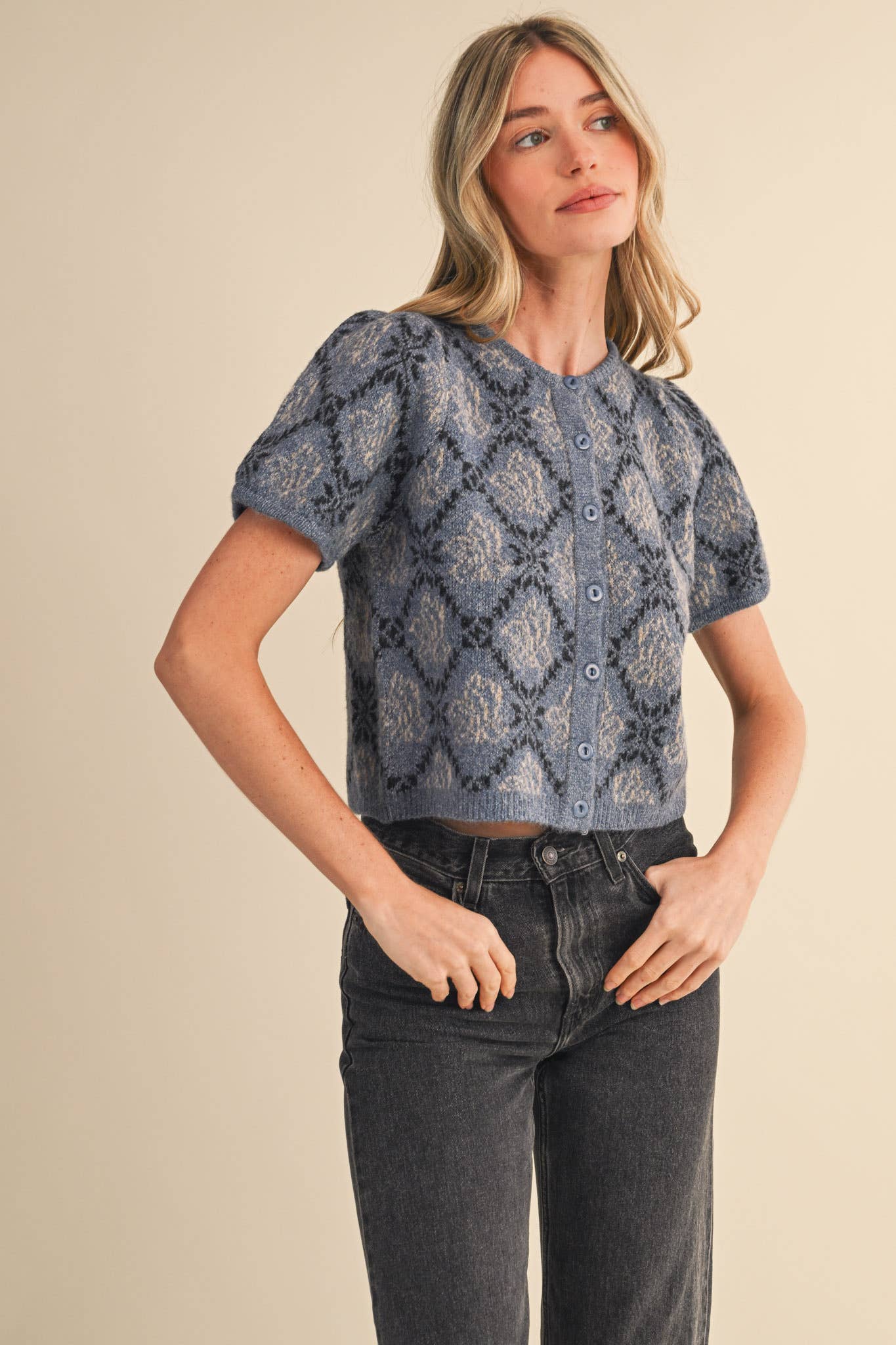 &MERCI - Wholesale Cardigan - Women's - FLORAL SHORT SLEEVE SWEATER CARDIGAN MSW112587