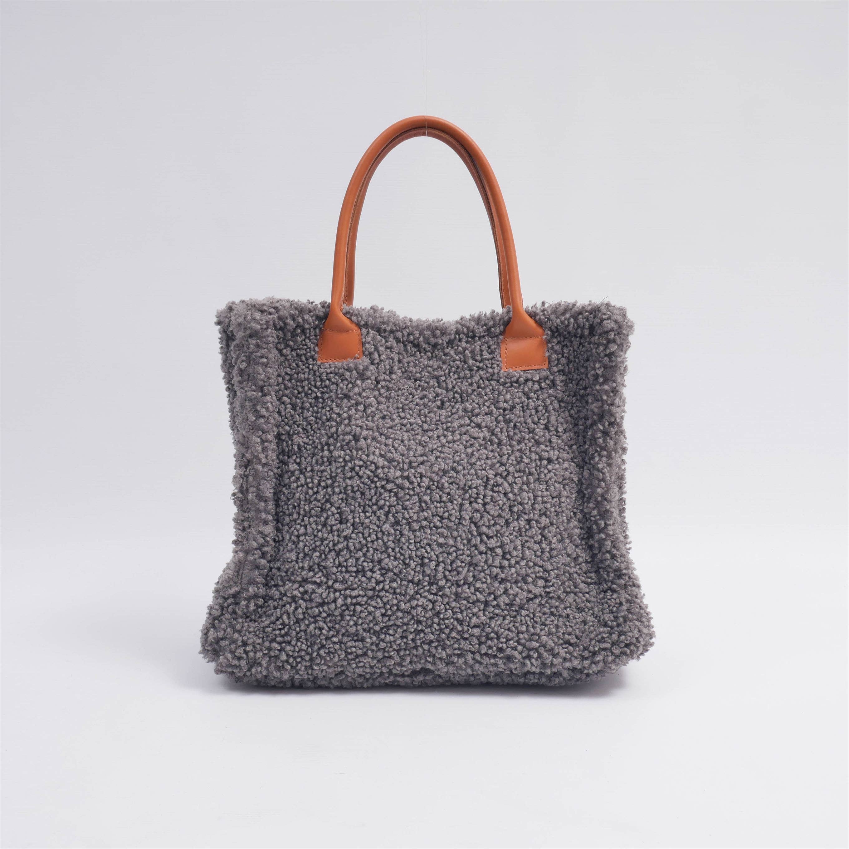 Cecile Wang - Vente Sac porté épaule – femme - Sac style cabas / tote en moumoute HJD732069