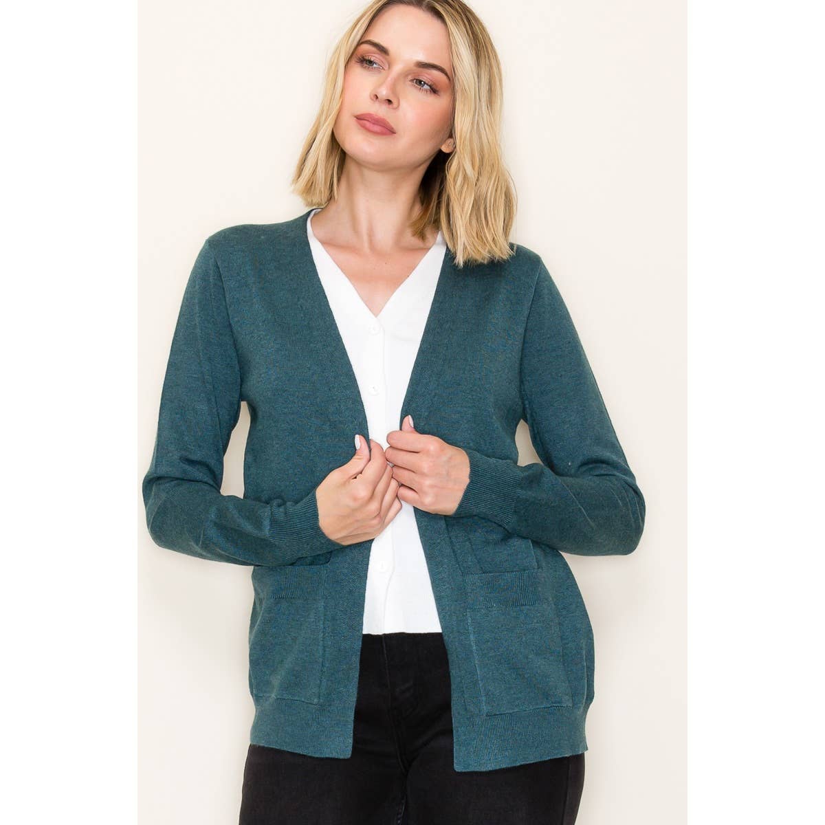 STACCATO - Vendita all'ingrosso Cardigan - Donna - CARDIGAN MAGLIONE SCOLLO A V 2FER1