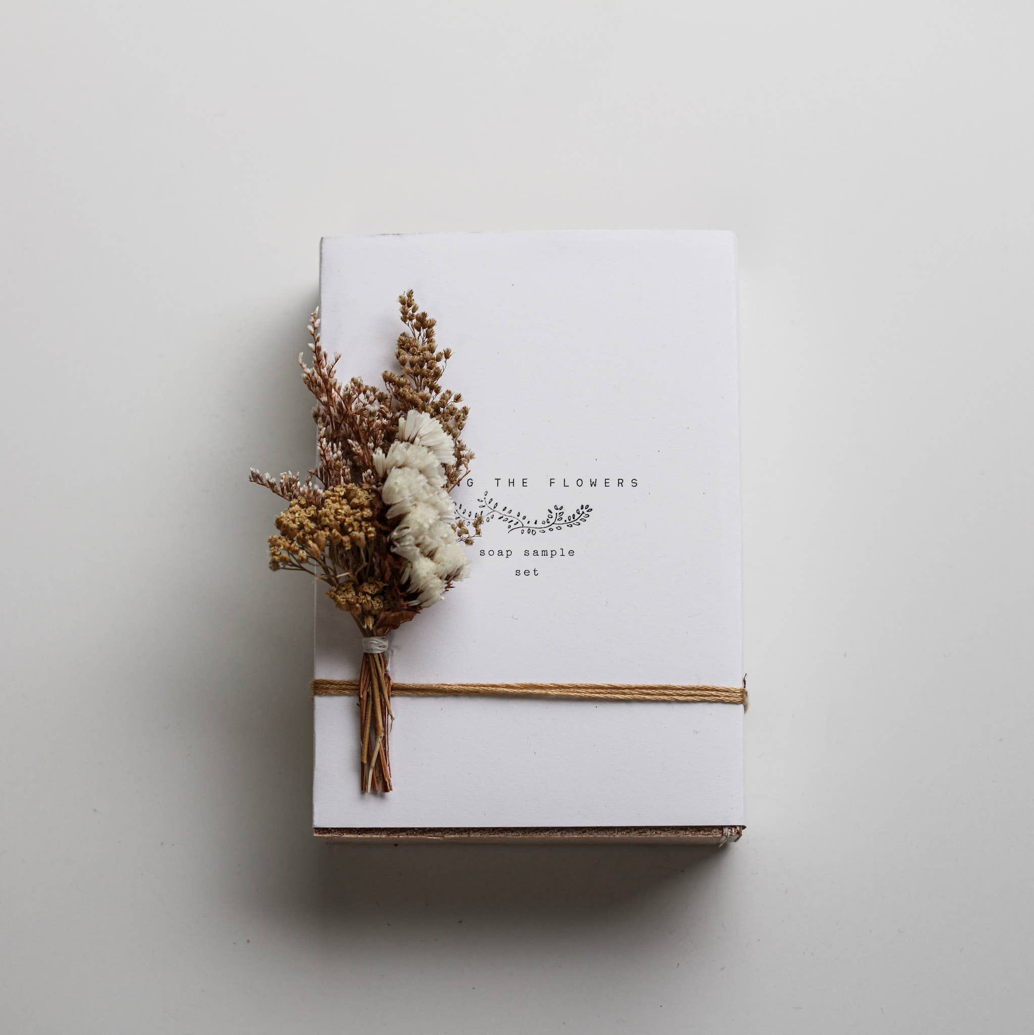 Among the Flowers – Engroshandel Sæbestykke – Sæbeprøvesæt med fire premium sæber1