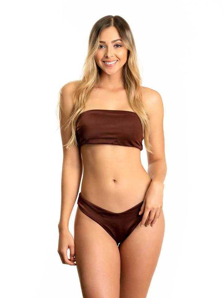 Ensemble de pièces basiques sans bretelles marron MMS00004 pour la vente par Mombora