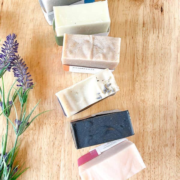 Savon Bar pour la vente par Juniper Apothecary