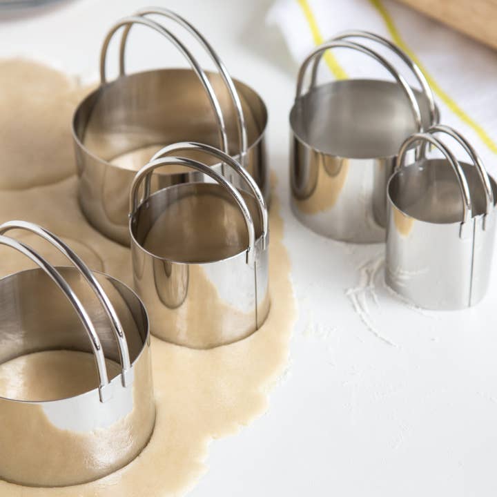 Fox Run Brands - Wholesale Cookie Cutter - Fox Run Biscuit, Cookie Cutter Set, Stainless Steel, 5-Piece2