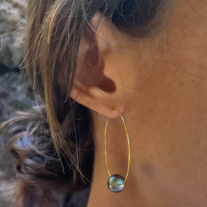Leighton Lam Designs - Wholesale Hoop Earrings - Tahitian Pearl Hoop Earring1