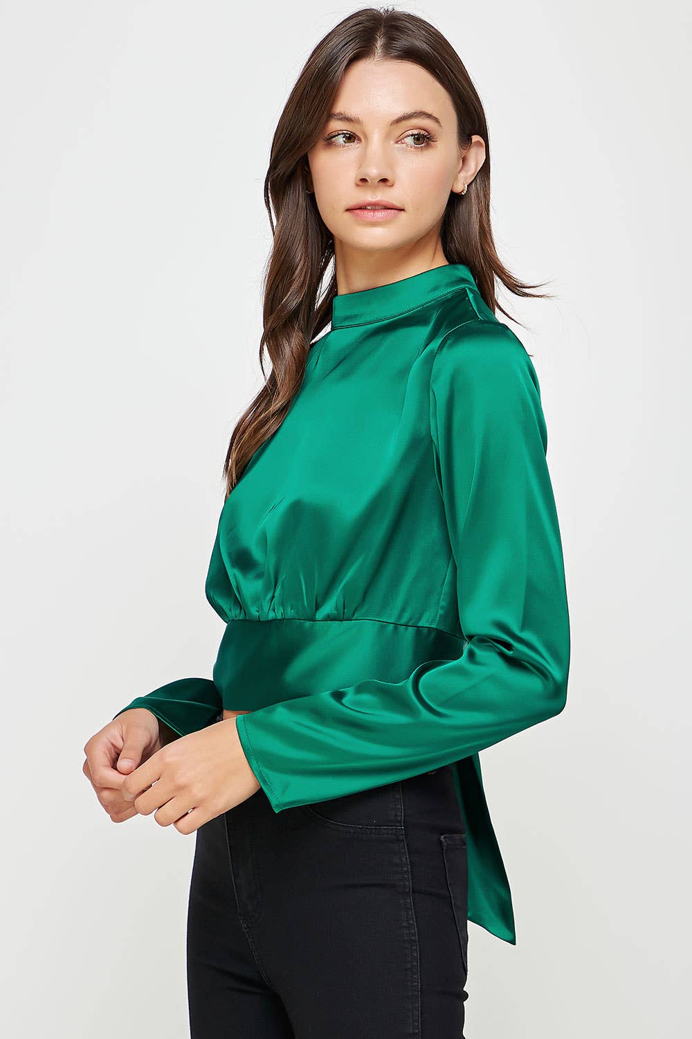 Strut & Bolt – wholesale Blouse – Women’s – Back Bow Tie Satin Blouse0