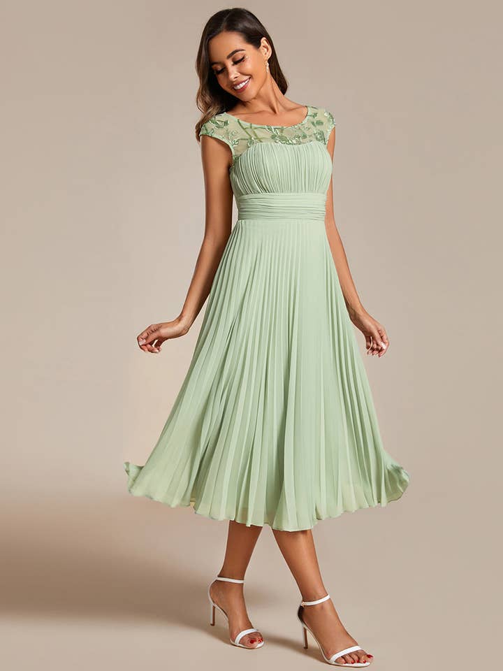 Abito da sposa lungo fino al tè con scollo rotondo ricamato G02095 per la vendita all'ingrosso da parte di Ever-Pretty