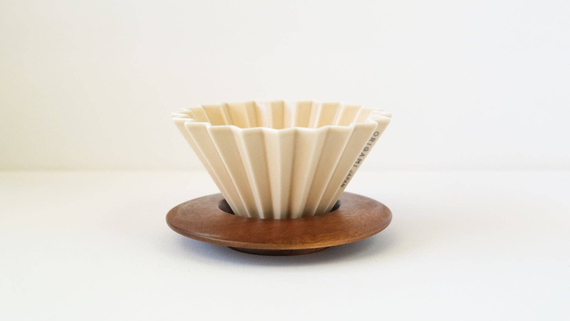 Slow Pour Supply - Wholesale Pour Over & Dripper - ORIGAMI Dripper - Small for 1-2 Cups Brew18