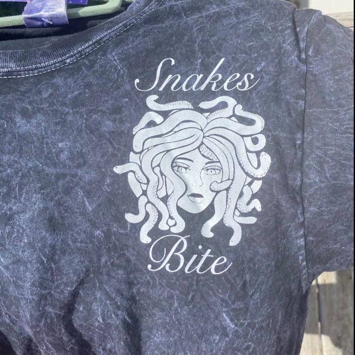 AstroManatee Shop - Wholesale Screen Printed T-Shirt - Unisex - Snakes Bite Medusa Gorgon Screen Print Unisex T-shirt6