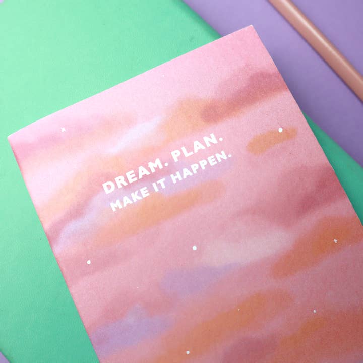 Drømmende Notebook A6 Recycled Cover, almindeligt papir for engroshandel hos Tania de Andrade illustration