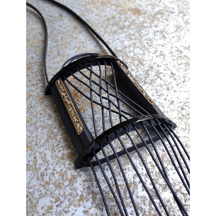 Collier AMAL ligne PALLAS ATHENA pour la vente par ALEX+SVET