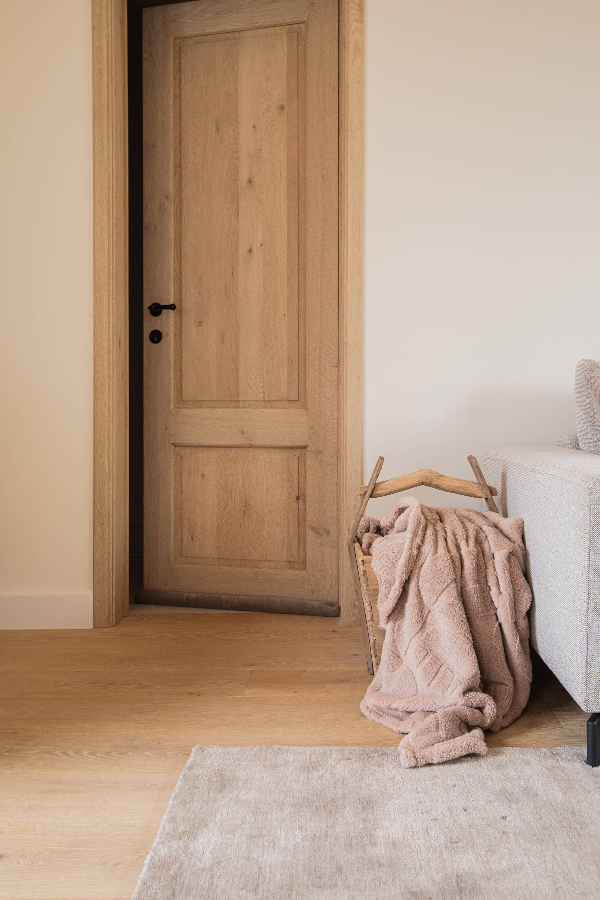 Tiseco - Wholesale Decoratiedeken - Plaid RENA met mandvlechtpatroon 150x200 cm12