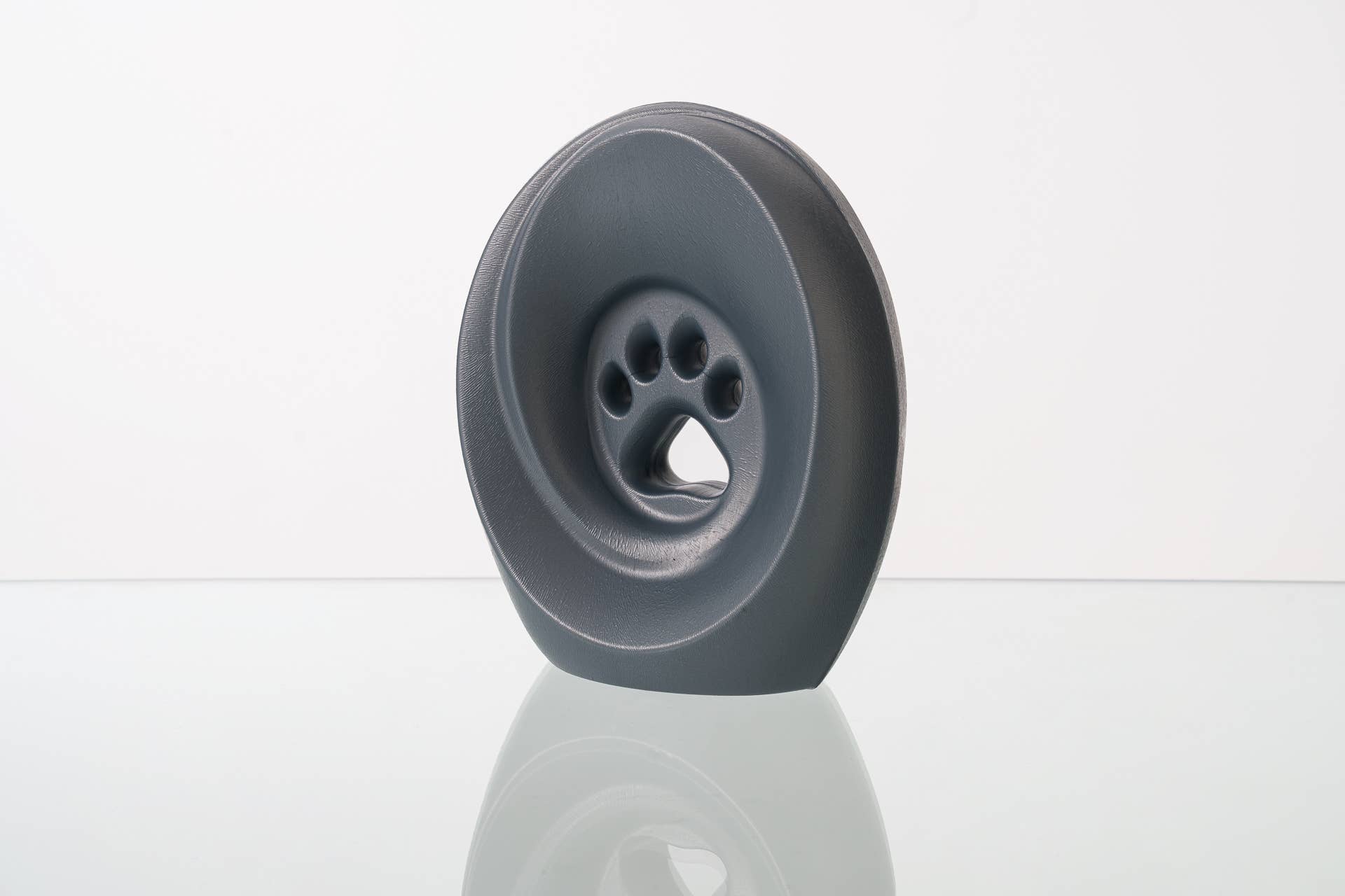 Pulvis Art Urns - Wholesale Pet Urn/Keepsake Box - Legacy Paw Cremation Urn - Silver | Pet Urn 1