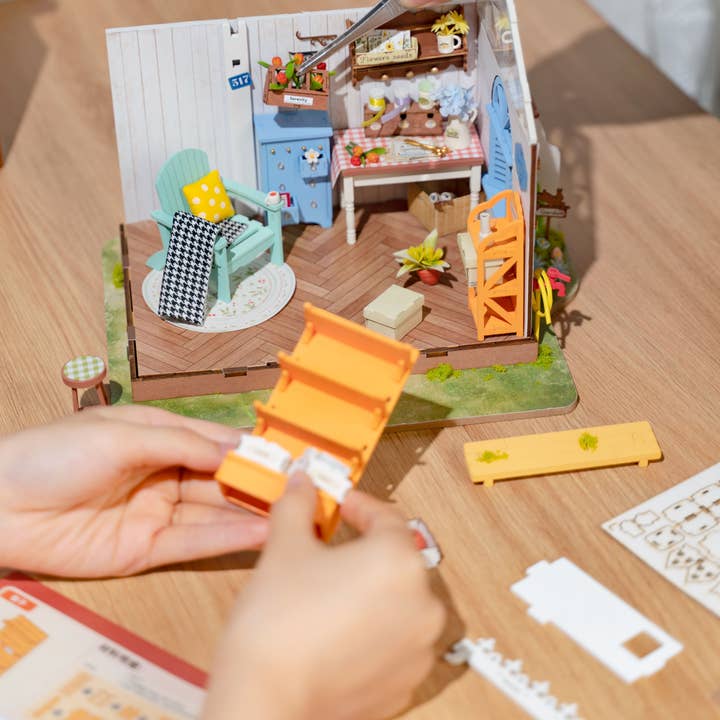 Hands Craft - Wholesale DIY Craft Kit - DIY Miniature House Kit: Dreamy Garden House5