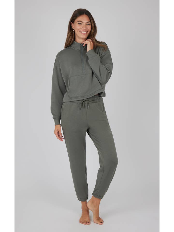 90 Degree by Reflex & Yogalicious - Wholesale Sweatshirt - Women's - Women's Everyday Scuba Fleece Half Zip Pullover1