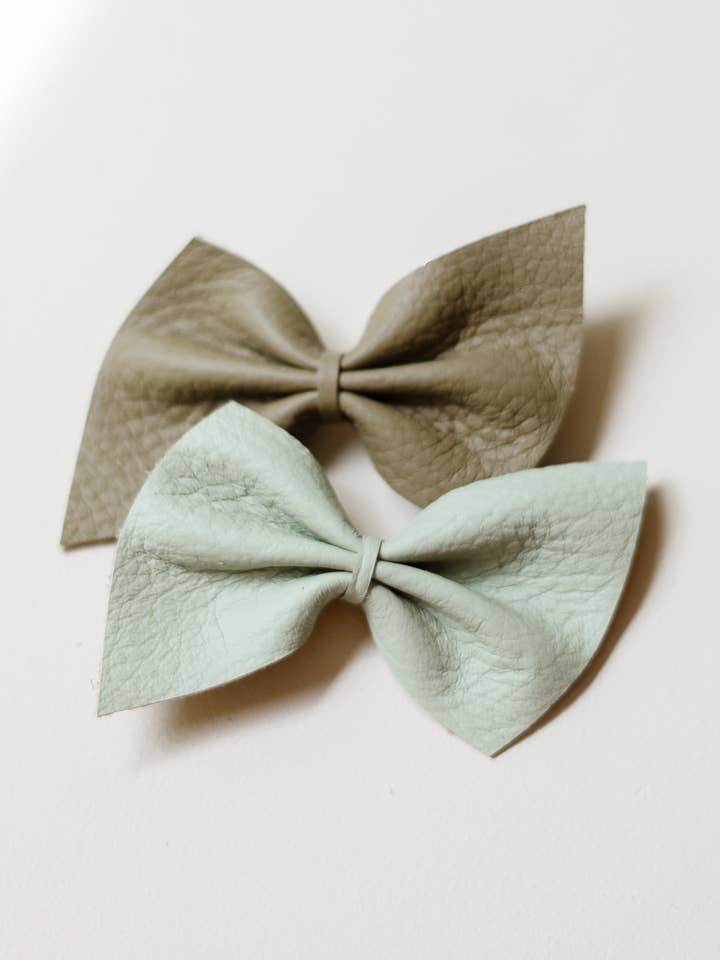 brie//arco de cabelo de couro genuíno ss22 por atacado de fourth+pierce