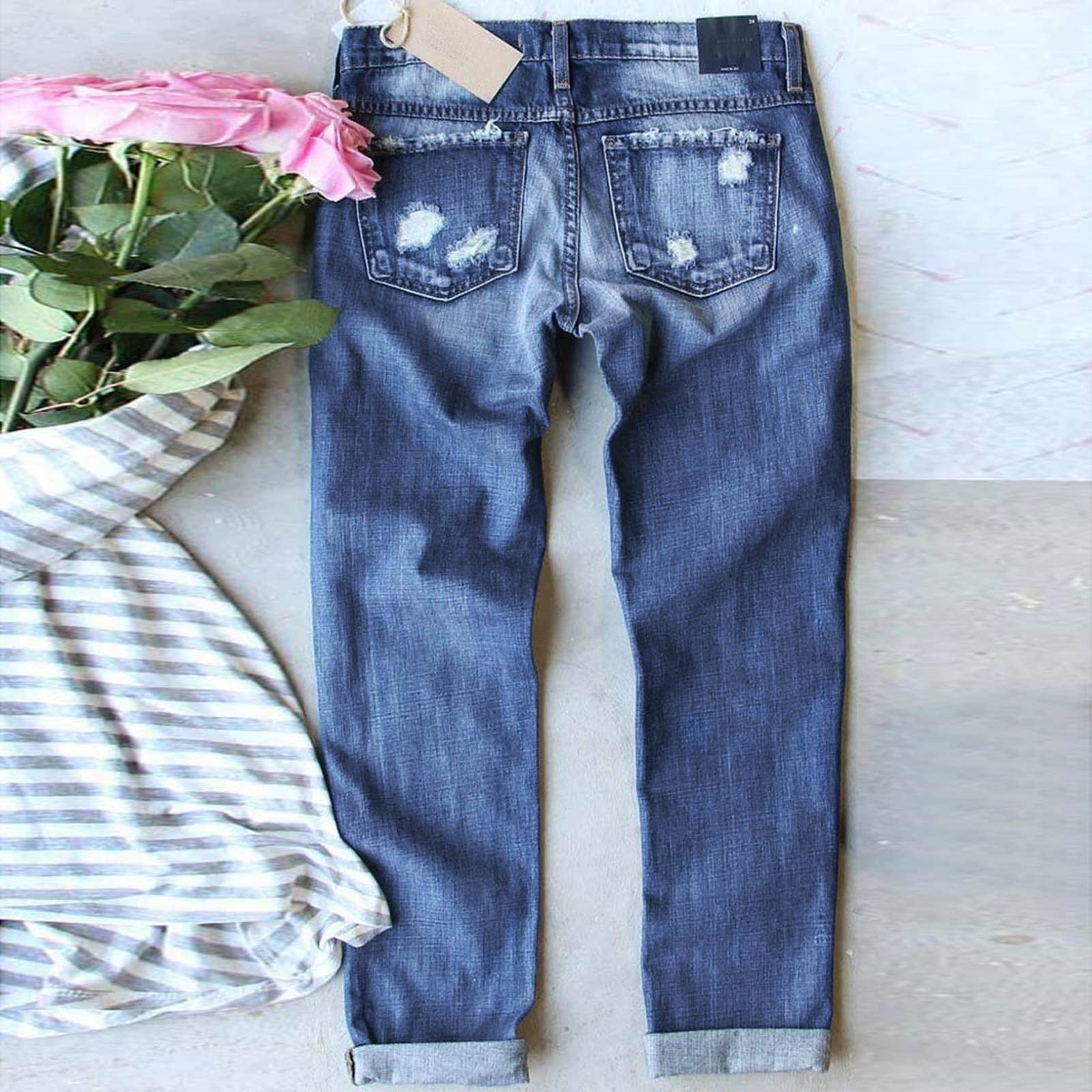 Tourtiwi – wholesale Jeans - Dam – Damjeans med blommigt tryck och slitningar7
