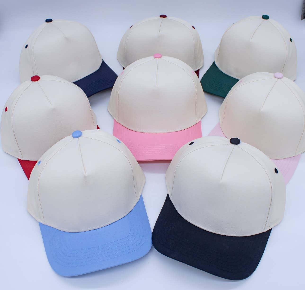 TATUM THE LABEL - Vente Casquette de camionneur – unisexe - Casquette trucker 5 panneaux unie en toile avec fermeture snapback1