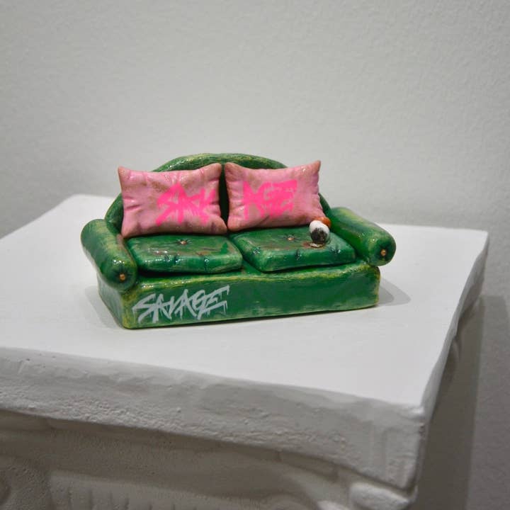 House of Savage - Wholesale Sculpture - SAVAGE GRAFFITI COUCH11
